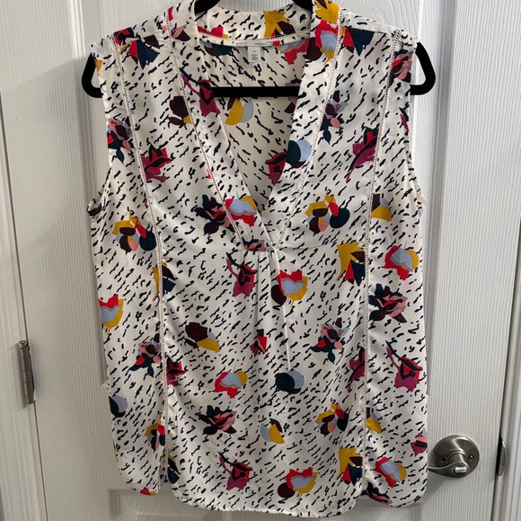 Halogen Tops - Women's HALOGEN from Nordys Sleeveless Patterned Top w/Pop of Color - Size M
